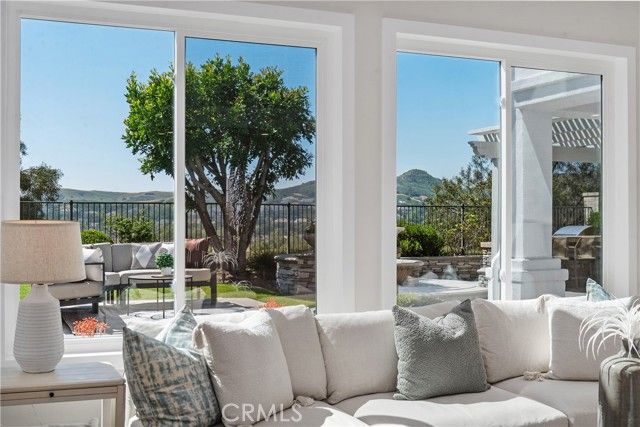 41 Long View Road, Laguna Hills, CA 92679