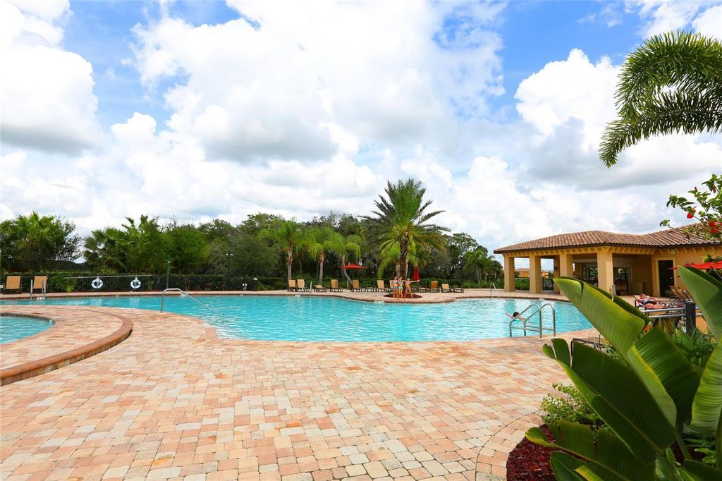 Image 53 of property listing at 7005 RIVER HAMMOCK DRIVE 304, Bradenton, FL 34212