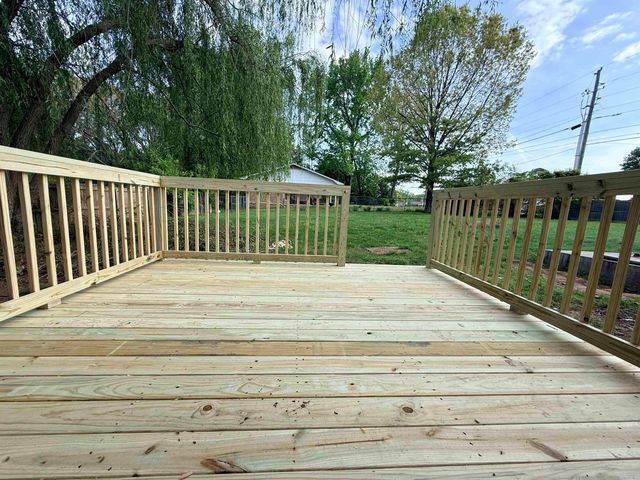 2 Shamsie Dr, Ward, AR 72176