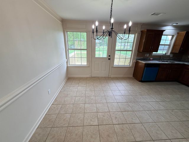 2 Shamsie Dr, Ward, AR 72176