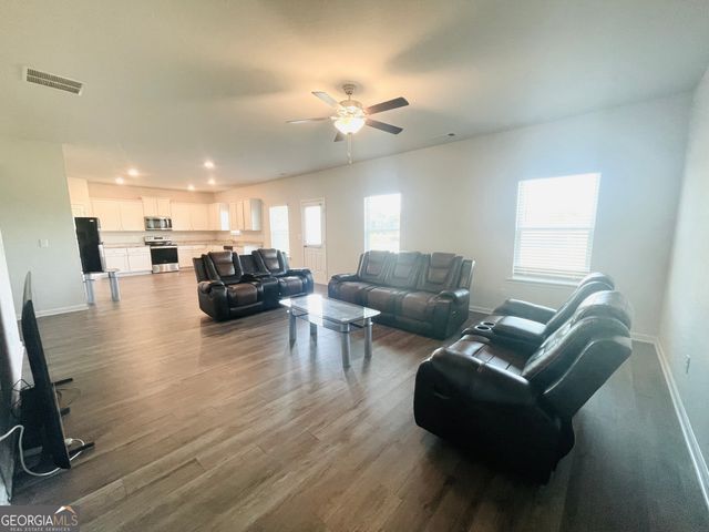 1271 Fendt Drive, Locust Grove, GA 30248