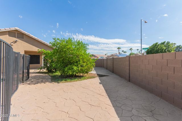 1676 N La Mora Drive, Goodyear, AZ 85338