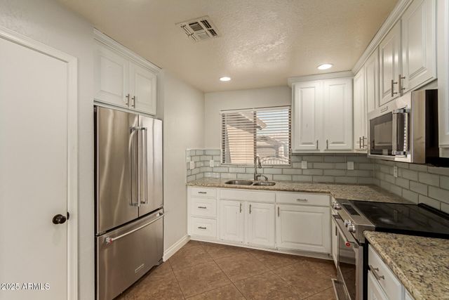 1676 N La Mora Drive, Goodyear, AZ 85338