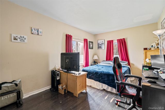 125 W 3rd Street, Ronkonkoma, NY 11779