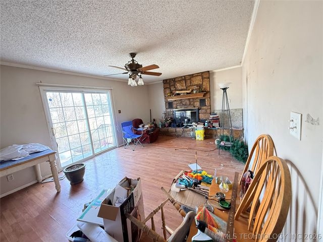4825 S Lawton Avenue, Tulsa, OK 74107