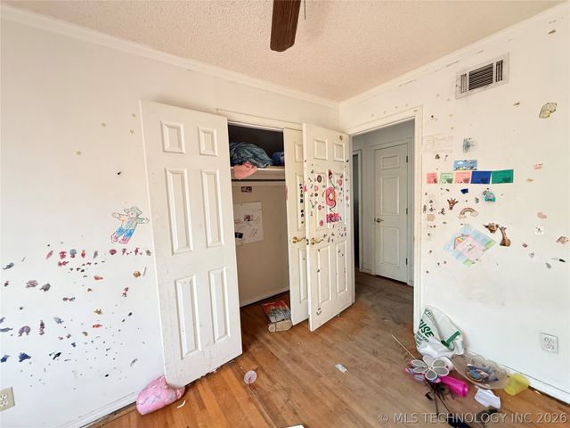 4825 S Lawton Avenue, Tulsa, OK 74107