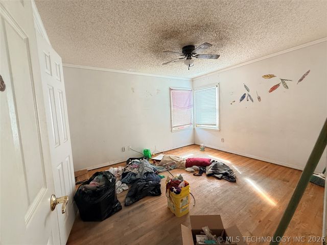 4825 S Lawton Avenue, Tulsa, OK 74107