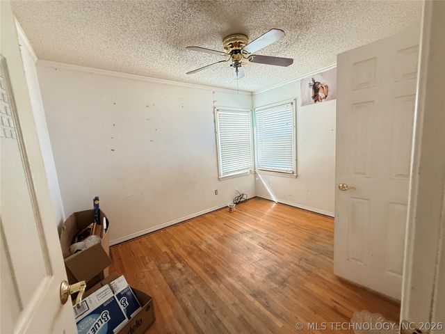 4825 S Lawton Avenue, Tulsa, OK 74107