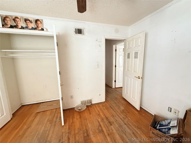 4825 S Lawton Avenue, Tulsa, OK 74107