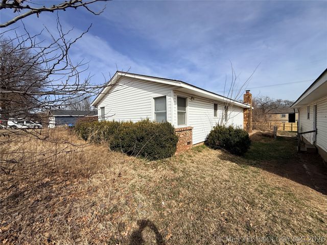 4825 S Lawton Avenue, Tulsa, OK 74107