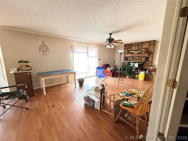 4825 S Lawton Avenue, Tulsa, OK 74107