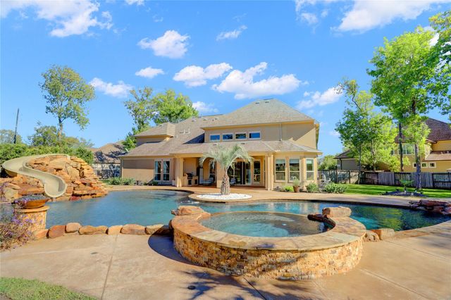 14 Pravia Path Drive, Missouri City, TX 77459