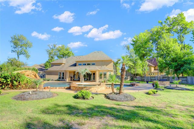 14 Pravia Path Drive, Missouri City, TX 77459