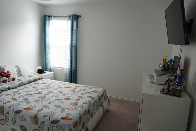 231 Milliner LOOP, Hutto, TX 78634