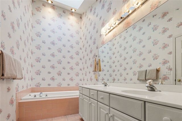 158 Eaglesfield Way, Perinton, NY 14450