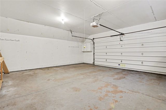 158 Eaglesfield Way, Perinton, NY 14450