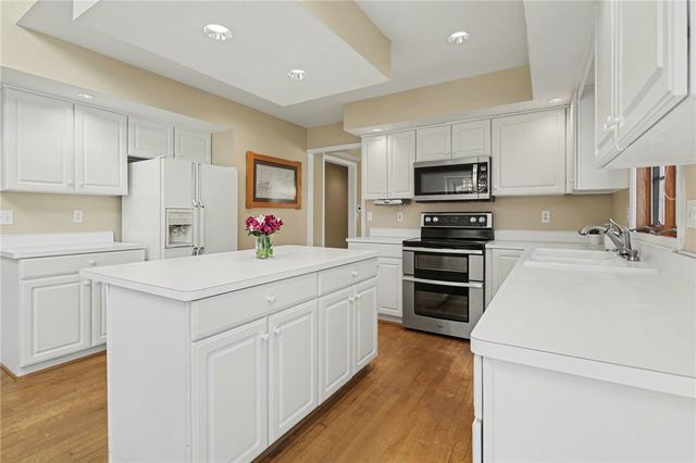 158 Eaglesfield Way, Perinton, NY 14450