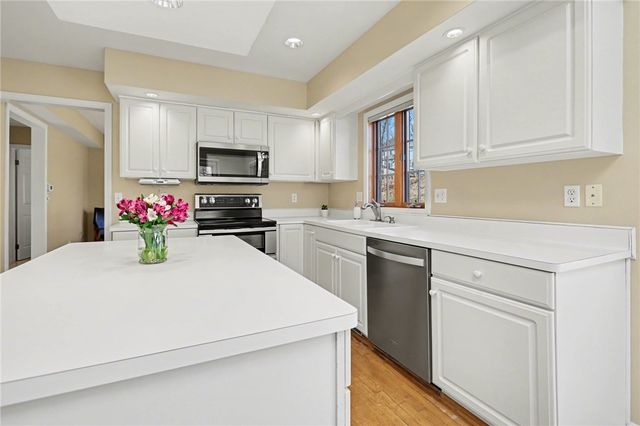 158 Eaglesfield Way, Perinton, NY 14450