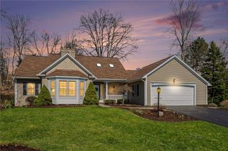 158 Eaglesfield Way, Perinton, NY 14450
