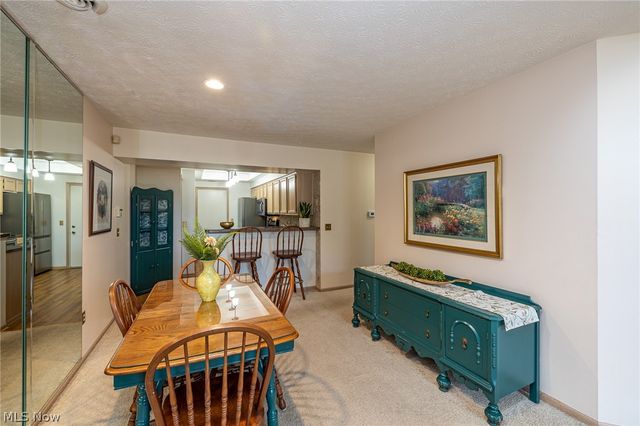 1055 North Jefferson Street B, Medina, OH 44256