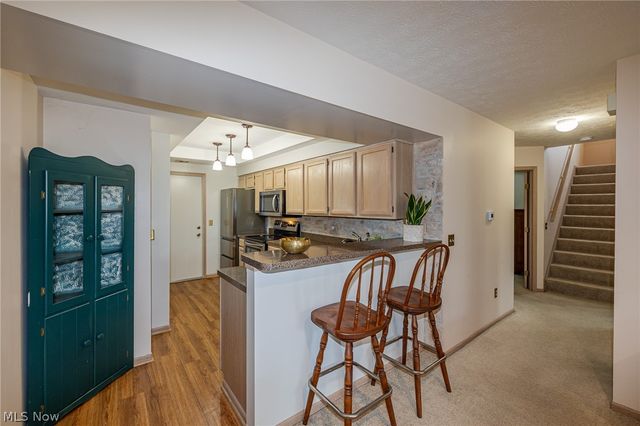 1055 North Jefferson Street B, Medina, OH 44256