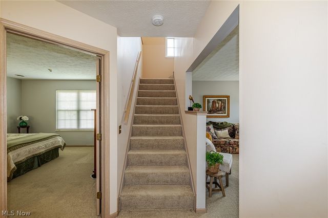 1055 North Jefferson Street B, Medina, OH 44256