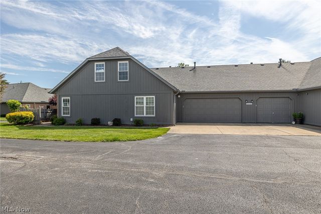1055 North Jefferson Street B, Medina, OH 44256