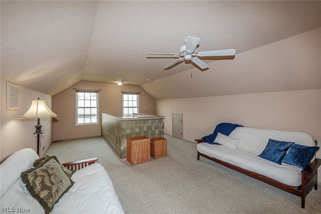 1055 North Jefferson Street B, Medina, OH 44256