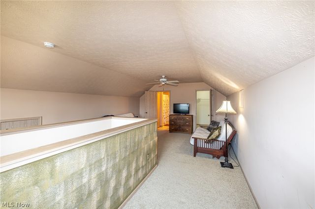 1055 North Jefferson Street B, Medina, OH 44256