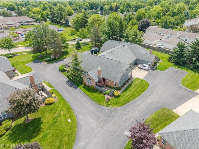 1055 North Jefferson Street B, Medina, OH 44256