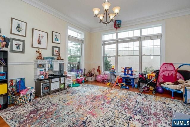 25 E Linden Avenue, Englewood, NJ 07631