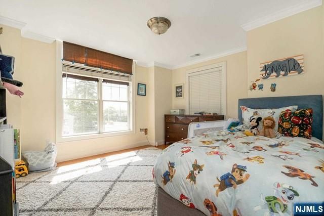 25 E Linden Avenue, Englewood, NJ 07631