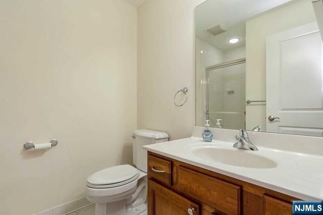25 E Linden Avenue, Englewood, NJ 07631