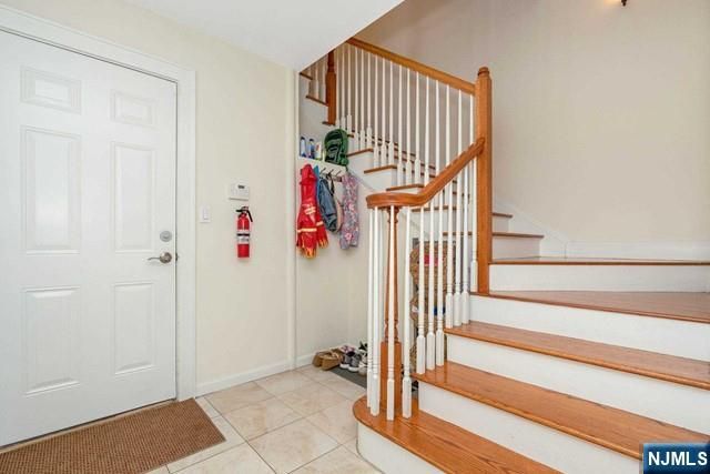 25 E Linden Avenue, Englewood, NJ 07631