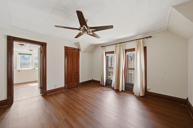 304 W Chamberlin Street, Dixon, IL 61021