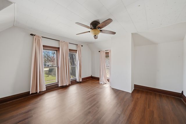 304 W Chamberlin Street, Dixon, IL 61021