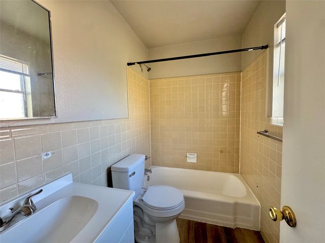 1112 Eagle Drive 5, Denton, TX 76201