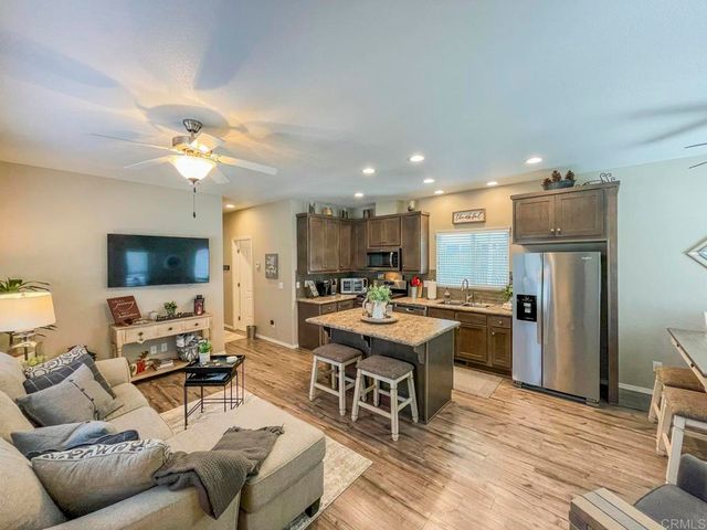 8545 Mission Gorge Rd Spc 211, Santee, CA 92071