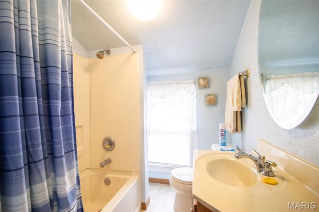 2322 Hodges Avenue, Granite City, IL 62040