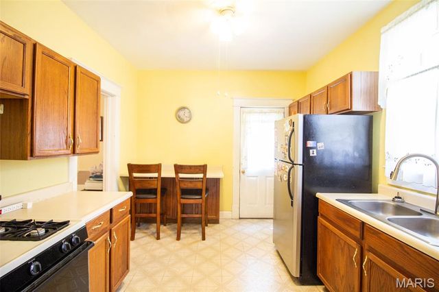 2322 Hodges Avenue, Granite City, IL 62040