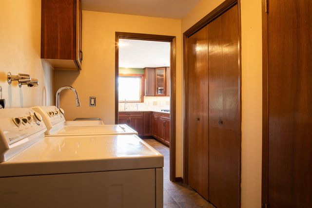 16905 N Mockingbird Ct, Nine Mile Falls, WA 99026
