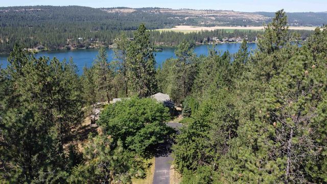 16905 N Mockingbird Ct, Nine Mile Falls, WA 99026