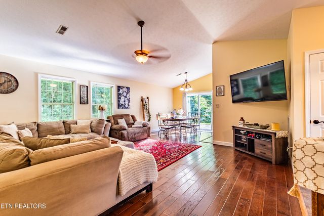348 Willie D Drive, Jefferson City, TN 37760