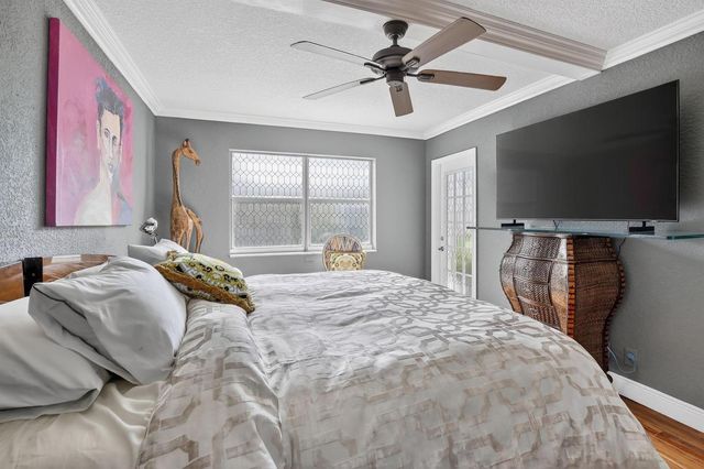 3050 NE 16th Avenue 207, Oakland Park, FL 33334