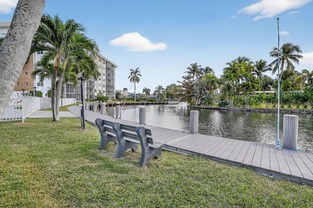 3050 NE 16th Avenue 207, Oakland Park, FL 33334