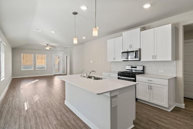 2014 Darlington Oak Drive, Conroe, TX 77304