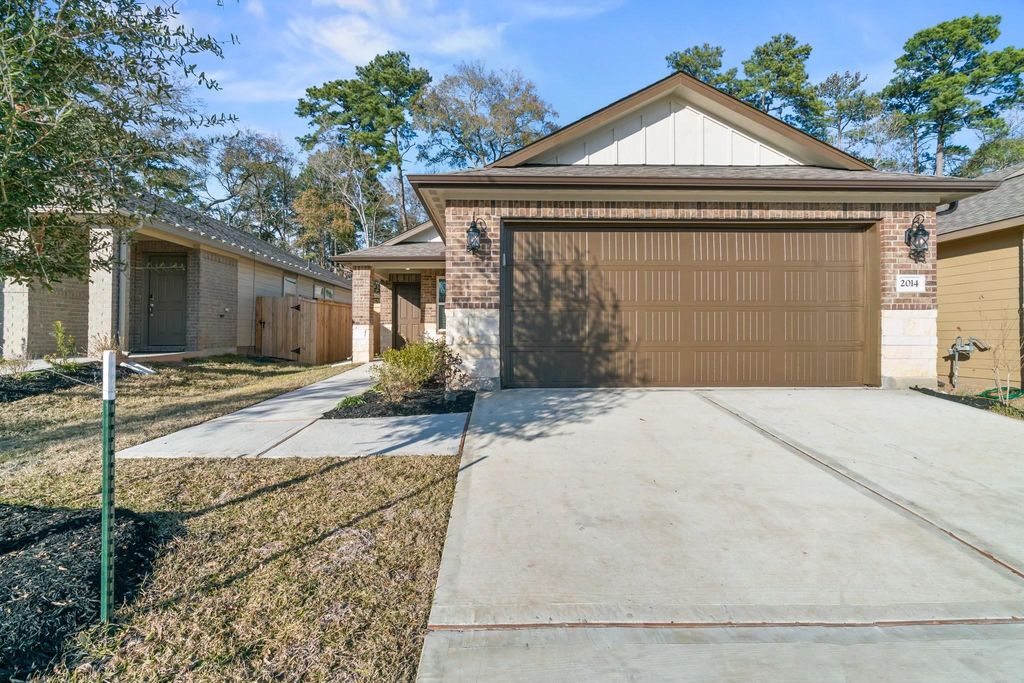 2014 Darlington Oak Drive, Conroe, TX 77304