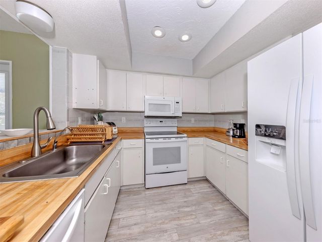 1191 SOUTHLAND ROAD, Venice, FL 34293