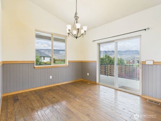 650 S Van Well Avenue, East Wenatchee, WA 98802