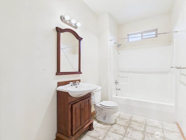 650 S Van Well Avenue, East Wenatchee, WA 98802